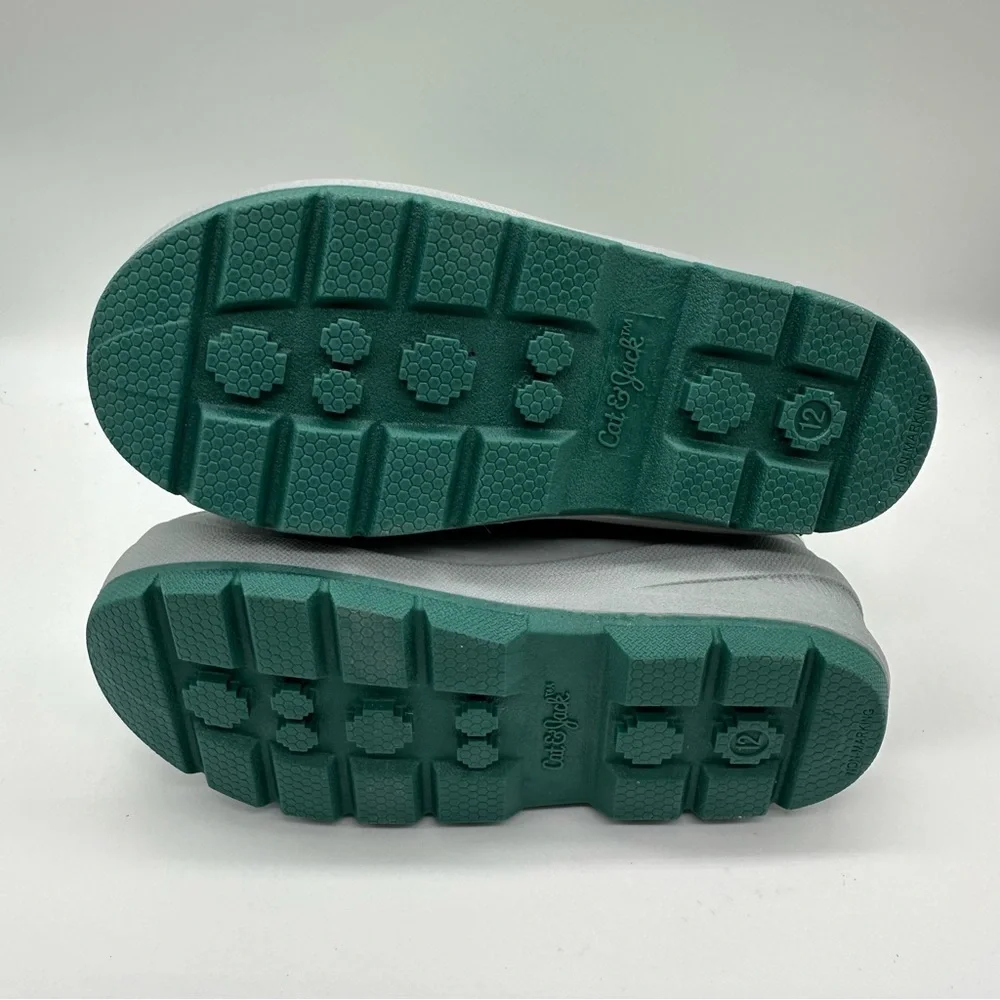 Toddler Dane Winter Boots Mint Green Cat & Jack Size 5 NWT Waterproof